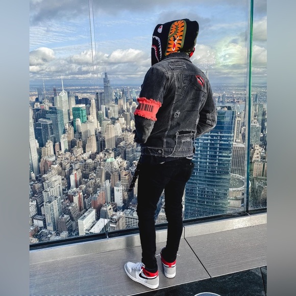 Jaffary Studios distressed denim light black trucker jacket love Sz medium EUC - Picture 4 of 9